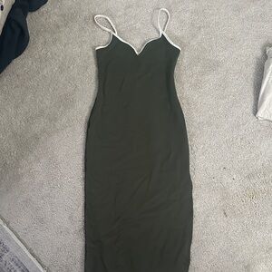 Abercrombie & Fitch Olive midi